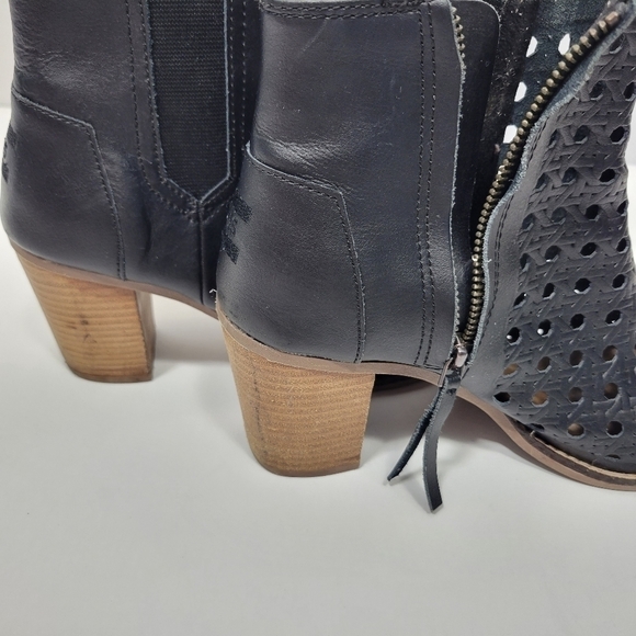 Toms Black Majorca Basketweave Women's  8 1/2 Peep Toe Boot - Picture 3 of 12